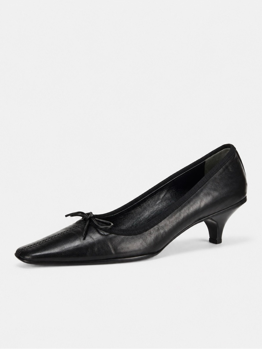 Prada Y2K Vintage Leather Bow Detail Kitten Heel Pumps